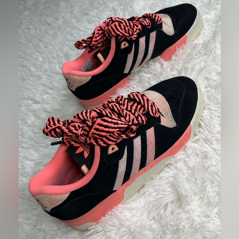 Adidas | Anthony Edwards Rivalry Low x - Picture 4 of 11